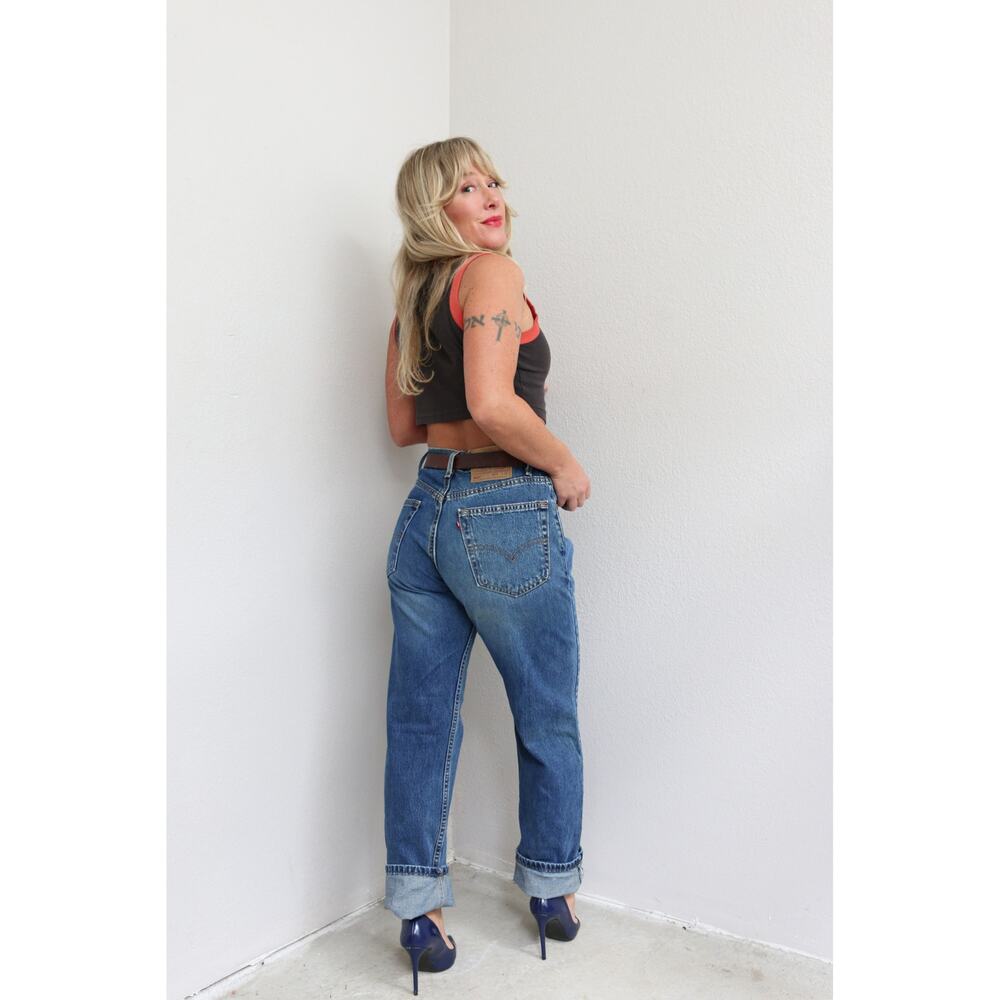 Early 2000's Vintage USA Made Levi's 505 Jeans ~ Women's XS SM ~ 30" 31" Waist - Picture 7 of 10